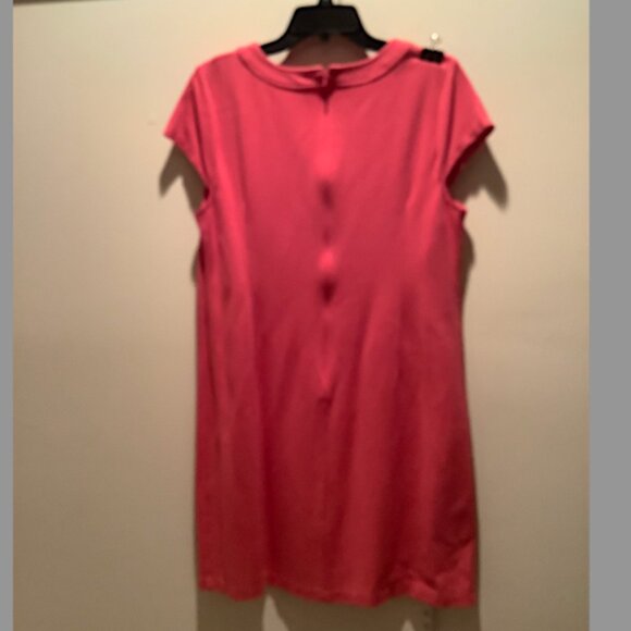 Talbots Hot Pink Casual Cap Sleeve Dress Size 12P, Poly-blend, unlined, back zip - Picture 7 of 10